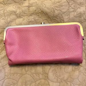 DoTerra purple clutch